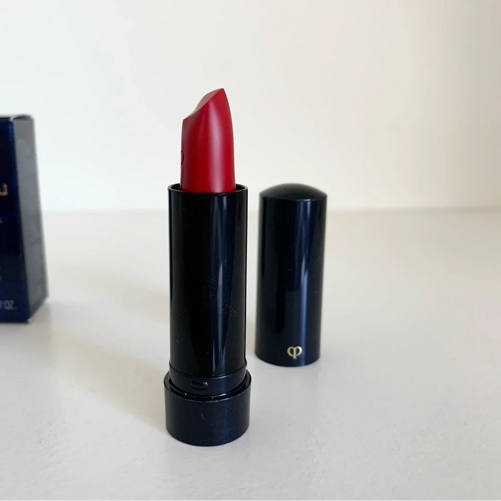 Cle de peau cashmere lipstick in red legend rouge a levres